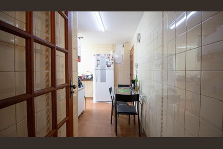 Apartamento para alugar com 75m², 2 quartos e 1 vaga Apartamento para alugar com 75m², 2 quartos e 1 vagaCozinha