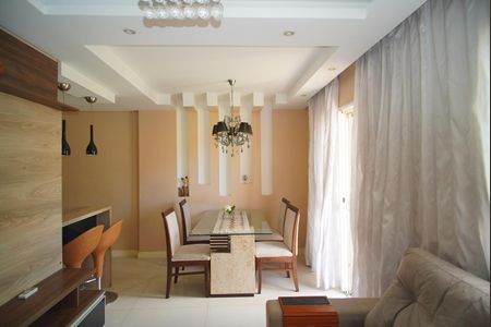 Sala de apartamento à venda com 2 quartos, 67m² em Humaitá, Porto Alegre