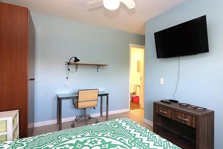 Suíte de apartamento para alugar com 2 quartos, 56m² em Sarandi, Porto Alegre