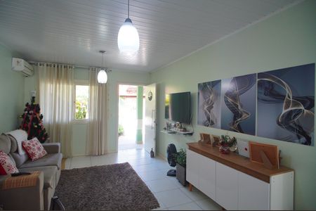 Sala de casa à venda com 2 quartos, 75m² em Santo Afonso, Novo Hamburgo
