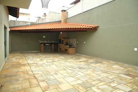 Casa à venda com 349m², 3 quartos e 5 vagasQuintal