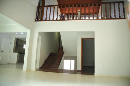 Casa à venda com 349m², 3 quartos e 5 vagasSala