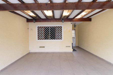 Casa à venda com 143m², 2 quartos e 2 vagasGaragem