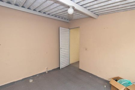 Casa à venda com 143m², 2 quartos e 2 vagasQuarto de Serviço