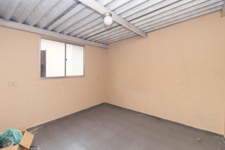 Casa à venda com 143m², 2 quartos e 2 vagasQuarto de Serviço