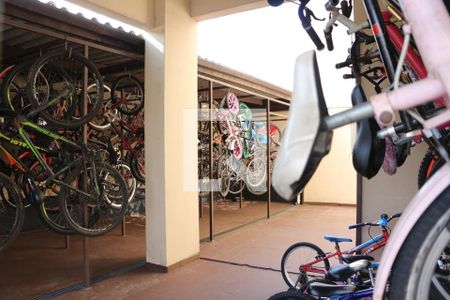 Apartamento para alugar com 60m², 2 quartos e 1 vaga Apartamento para alugar com 60m², 2 quartos e 1 vagaBicicletario