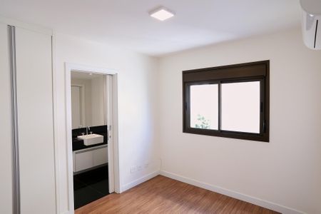 Suíte de apartamento para alugar com 2 quartos, 79m² em Lourdes, Belo Horizonte