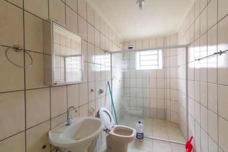 Banheiro de casa para alugar com 1 quarto, 80m² em Vila Norma, São Paulo