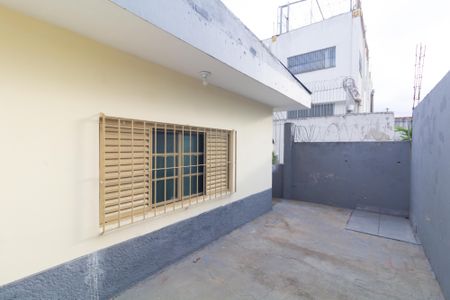 Casa para alugar com 80m², 1 quarto e 1 vagaQuintal