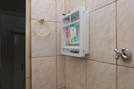 Casa à venda com 1 quarto, 340m² em Vila Carmosina, São Paulo