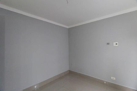 Banheiro de casa para alugar com 1 quarto, 40m² em Vila Bancaria, São Paulo