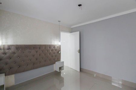 Banheiro de casa para alugar com 1 quarto, 40m² em Vila Bancaria, São Paulo