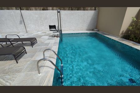 Apartamento para alugar com 33m², 2 quartos e sem vaga Apartamento para alugar com 33m², 2 quartos e sem vagaPiscina