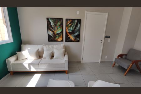 Apartamento para alugar com 33m², 2 quartos e sem vaga Apartamento para alugar com 33m², 2 quartos e sem vagaSalão de Festas