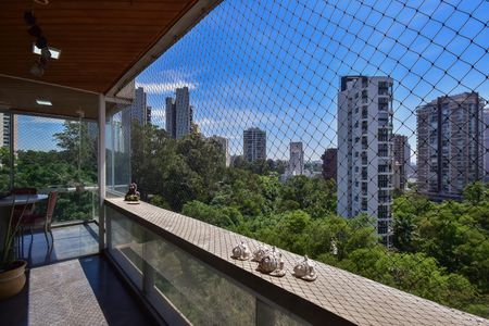 Varanda de apartamento à venda com 4 quartos, 272m² em Morumbi, São Paulo