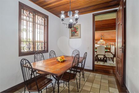 Casa de Condomínio à venda com 4 quartos, 500m² em Santo Amaro, São Paulo