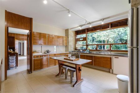 Casa à venda com 4 quartos, 499m² em Chácara Monte Alegre, São Paulo