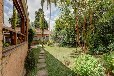 Casa à venda com 4 quartos, 499m² em Chácara Monte Alegre, São Paulo
