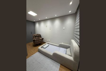 Casa à venda com 3 quartos, 190m² em Vila Carrão, São Paulo