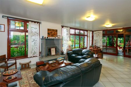 Casa à venda com 4 quartos, 578m² em Chácara Monte Alegre, São Paulo