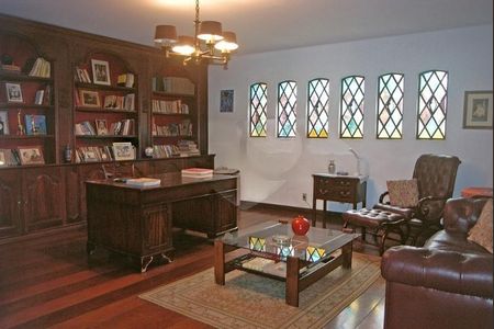 Casa à venda com 5 quartos, 873m² em Jardim Cordeiro, São Paulo