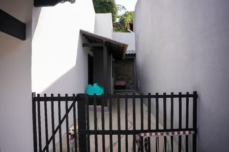 Casa à venda com 1 quarto, 150m² em Itaipu, Niterói