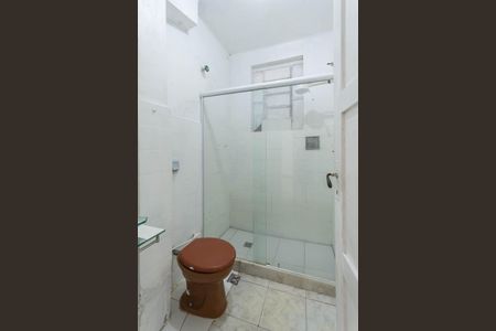 Apartamento para alugar com 202m², 3 quartos e sem vagaBanheiro