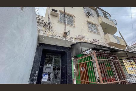 Apartamento para alugar com 202m², 3 quartos e sem vagaFachada