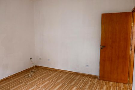 Quarto 1 de casa para alugar com 2 quartos, 230m² em Recanto das Rosas, Osasco
