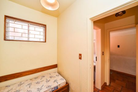 Casa de condomínio à venda com 330m², 3 quartos e 2 vagasQuarto de Serviço