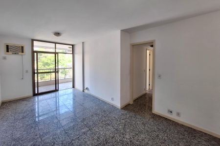 Sala de apartamento à venda com 2 quartos, 117m² em Icaraí, Niterói