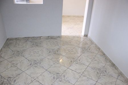 Sala de casa para alugar com 2 quartos, 50m² em Jardim Munhoz, Guarulhos