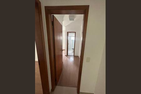 Apartamento à venda com 100m², 2 quartos e 2 vagas Apartamento à venda com 100m², 2 quartos e 2 vagasCorredor