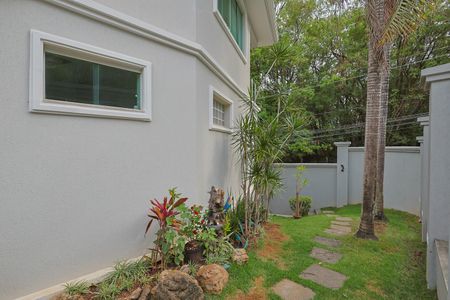 Jardim de casa de condomínio à venda com 4 quartos, 405m² em Planalto, Belo Horizonte