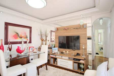 Sala de apartamento à venda com 2 quartos, 60m² em Vila Carrão, São Paulo