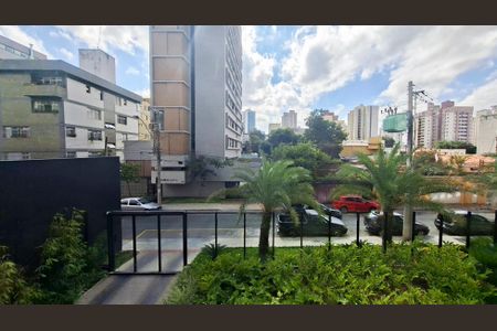 Apartamento à venda com 284m², 4 quartos e 3 vagas Apartamento à venda com 284m², 4 quartos e 3 vagasQuarto 2