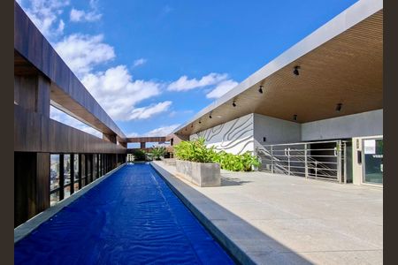 Apartamento à venda com 284m², 4 quartos e 3 vagas Apartamento à venda com 284m², 4 quartos e 3 vagasÁrea comum - Piscina