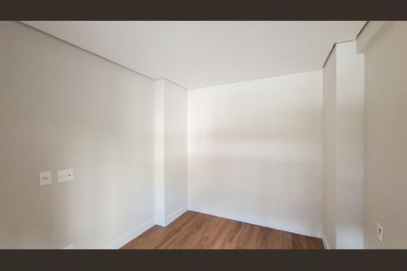 Apartamento à venda com 284m², 4 quartos e 3 vagas Apartamento à venda com 284m², 4 quartos e 3 vagasQuarto