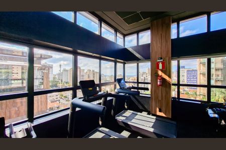 Apartamento à venda com 284m², 4 quartos e 3 vagas Apartamento à venda com 284m², 4 quartos e 3 vagasÁrea comum - Academia