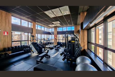 Apartamento à venda com 284m², 4 quartos e 3 vagas Apartamento à venda com 284m², 4 quartos e 3 vagasÁrea comum - Academia