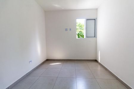 Quarto 1 de apartamento para alugar com 2 quartos, 44m² em Vila Carrão, São Paulo