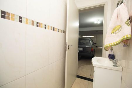 Casa à venda com 490m², 4 quartos e 7 vagasBanheiro 5