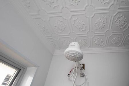 Casa à venda com 490m², 4 quartos e 7 vagasBanheiro 3