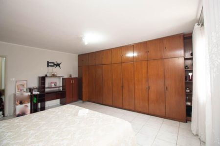 Suíte  de casa à venda com 4 quartos, 490m² em Vila Medeiros, São Paulo