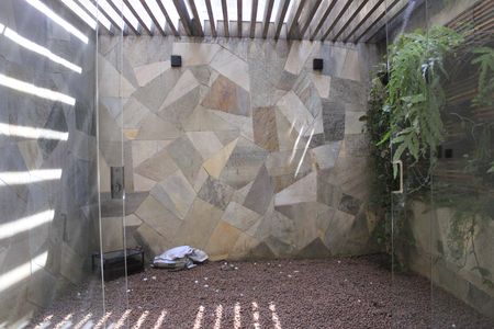 Jardim de inverno  de casa à venda com 3 quartos, 210m² em Cidade Maia, Guarulhos