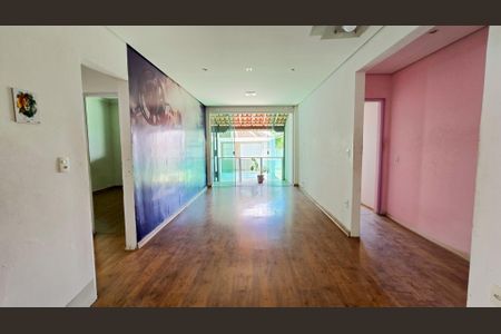 Sala de casa à venda com 3 quartos, 262m² em Ouro Preto, Belo Horizonte