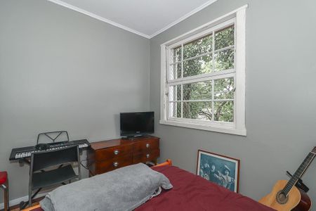 Quarto de apartamento à venda com 2 quartos, 118m² em Santa Cecília, Porto Alegre