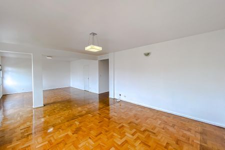 Apartamento à venda com 206m², 4 quartos e 1 vagaSala