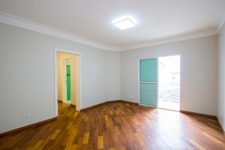 Casa à venda com 244m², 3 quartos e 5 vagas Casa à venda com 244m², 3 quartos e 5 vagasQuarto 1 - Suíte