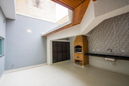 Casa à venda com 244m², 3 quartos e 5 vagas Casa à venda com 244m², 3 quartos e 5 vagasÁrea de serviço/Quintal/Espaço gourmet
